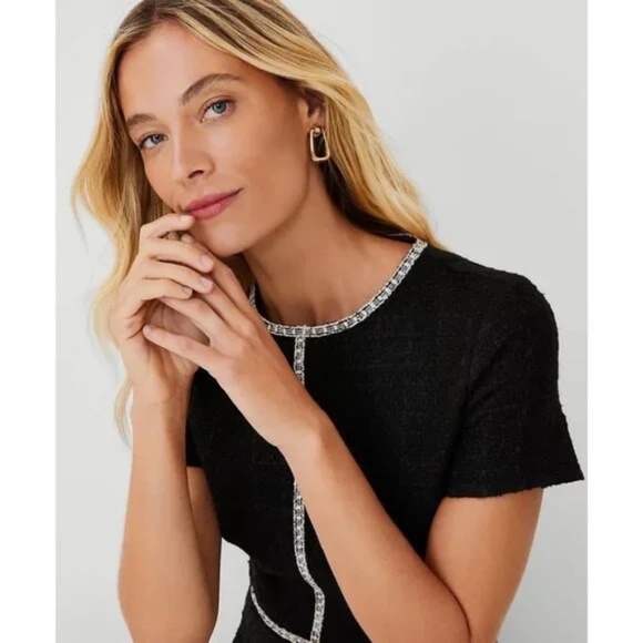 Ann Taylor Contrast Trim Tweed Flounce Dress in Black Boucle Knit NWT 4P - Picture 2 of 9